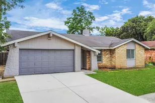 10131 Kent Towne Ln, Sugar Land, TX 77498 - Photo 1