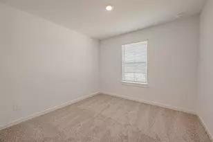 1018 Fringed Bluestar Dr, Rosharon, TX 77583 - Photo 19