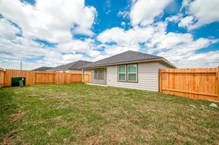 1018 Fringed Bluestar Dr, Rosharon, TX 77583 - Photo 45