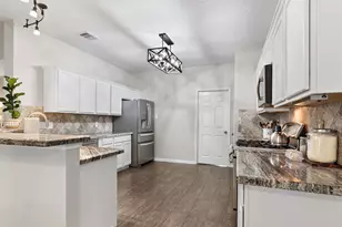 1814 Barretts Glen Dr, Pearland, TX 77581 - Photo 9