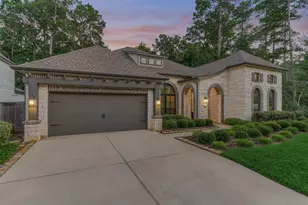 127 Stellar Hls Ct, Willis, TX 77318 - Photo 5