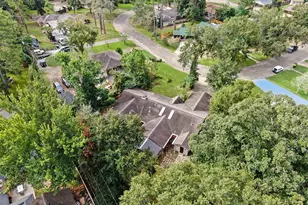 114 N Woodsway St E, Conroe, TX 77301 - Photo 41