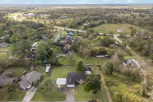 2210 County Rd 769B, Brazoria, TX 77422 - Photo 25