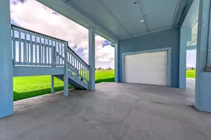 4019 Mitote Dr, Galveston, TX 77554 - Photo 9