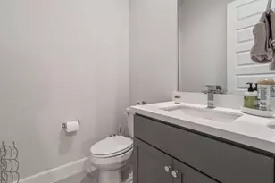316 Jensen Dr, Houston, TX 77020 - Photo 17