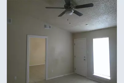 5771 Easthampton Drive #B, Houston, TX 77039 - Photo 7