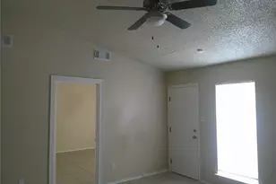 5771 Easthampton Dr, Houston, TX 77039 - Photo 7