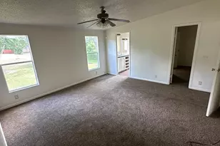15710 Cypress Garden Dr, Tomball, TX 77377 - Photo 7