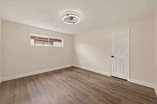 7714 Renwick Dr, Houston, TX 77081 - Photo 15
