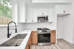 3508 Napoleon St, Houston, TX 77004 - Photo 11