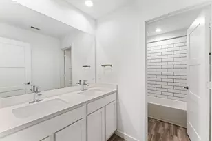 14215 Black Cyn Ln, Conroe, TX 77384 - Photo 13