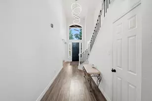 14847 Armitage Ln, Sugar Land, TX 77498 - Photo 9