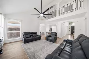 14847 Armitage Ln, Sugar Land, TX 77498 - Photo 15