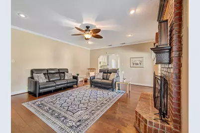 714 Crestwood Drive, El Lago, TX 77586 - Photo 15