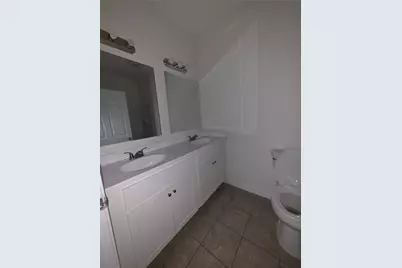 8810 Bent Oak Lane, Hitchcock, TX 77563 - Photo 15