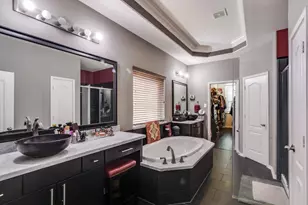 14214 Teaberry Breeze Ct, Houston, TX 77044 - Photo 19