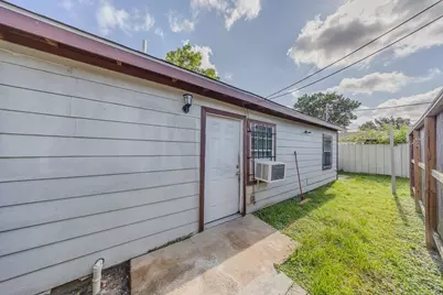 10706 Bauman Road, Houston, TX 77076 - Photo 25