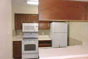 17401 Red Oak Dr, Houston, TX 77090 - Photo 5
