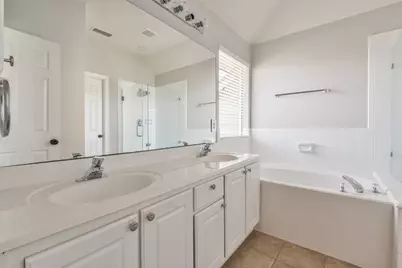 43 Alderon Woods Place, The Woodlands, TX 77382 - Photo 27