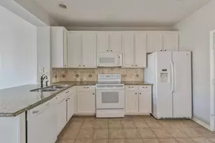 43 Alderon Woods Pl, The Woodlands, TX 77382 - Photo 13