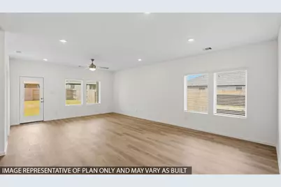 13106 Sorrento Bay Drive, Willis, TX 77318 - Photo 5
