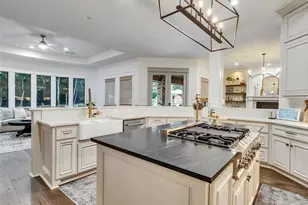 15632 Queen Victoria Ct, Montgomery, TX 77316 - Photo 15