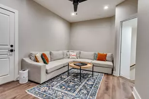 15632 Queen Victoria Ct, Montgomery, TX 77316 - Photo 31