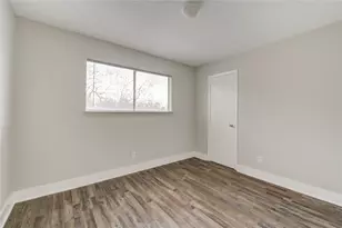 6603 1/2 Narcissus St, Houston, TX 77087 - Photo 21