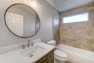 6603 1/2 Narcissus St, Houston, TX 77087 - Photo 11