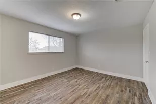 6603 1/2 Narcissus St, Houston, TX 77087 - Photo 17