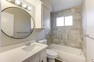 6603 1/2 Narcissus St, Houston, TX 77087 - Photo 19