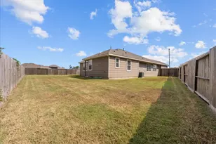 20061 Torrey Pines Ln, Cleveland, TX 77327 - Photo 35