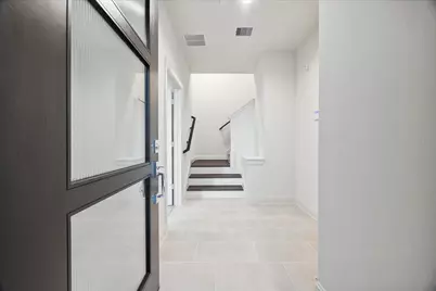 1811 Mills Street, Houston, TX 77026 - Photo 9