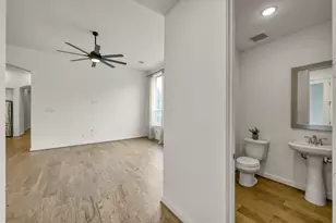 111 Liatris Ct, Conroe, TX 77304 - Photo 23