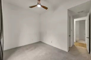 111 Liatris Ct, Conroe, TX 77304 - Photo 7