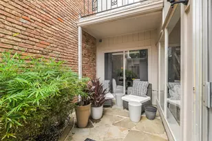 9454 Briar Forest Dr, Houston, TX 77063 - Photo 17