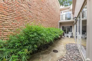 9454 Briar Forest Dr, Houston, TX 77063 - Photo 19