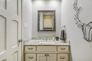 9454 Briar Forest Dr, Houston, TX 77063 - Photo 11