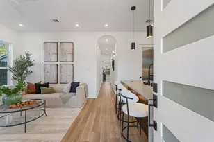 8324 Williamsdell St, Houston, TX 77008 - Photo 5