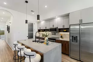 8324 Williamsdell St, Houston, TX 77008 - Photo 3