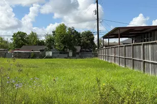 4950 Almeda School Rd, Rosharon, TX 77583 - Photo 1