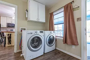 169 Pecan Cv, Livingston, TX 77351 - Photo 13