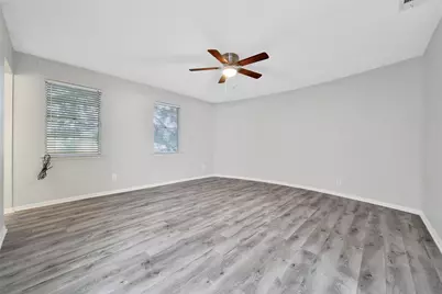 2202 Shadowdale Drive, Houston, TX 77043 - Photo 19