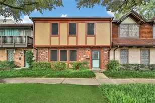 2202 Shadowdale Dr, Houston, TX 77043 - Photo 3