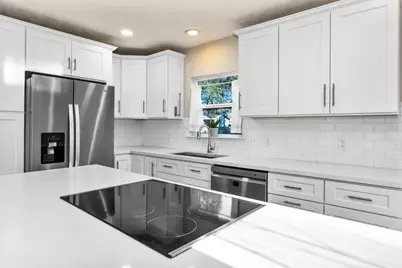 221 Carrell Street, Tomball, TX 77375 - Photo 15