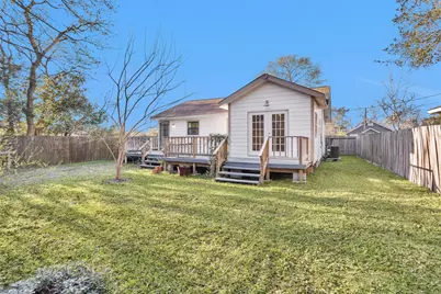 221 Carrell Street, Tomball, TX 77375 - Photo 39