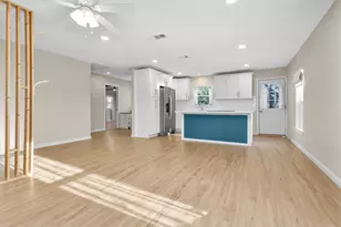 221 Carrell St, Tomball, TX 77375 - Photo 13