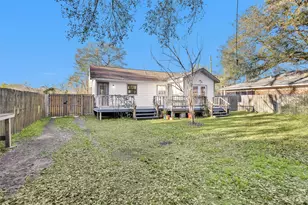 221 Carrell St, Tomball, TX 77375 - Photo 43