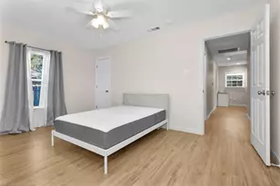 221 Carrell St, Tomball, TX 77375 - Photo 33