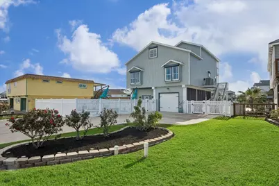 406 Tahiti Road, Tiki Island, TX 77554 - Photo 3